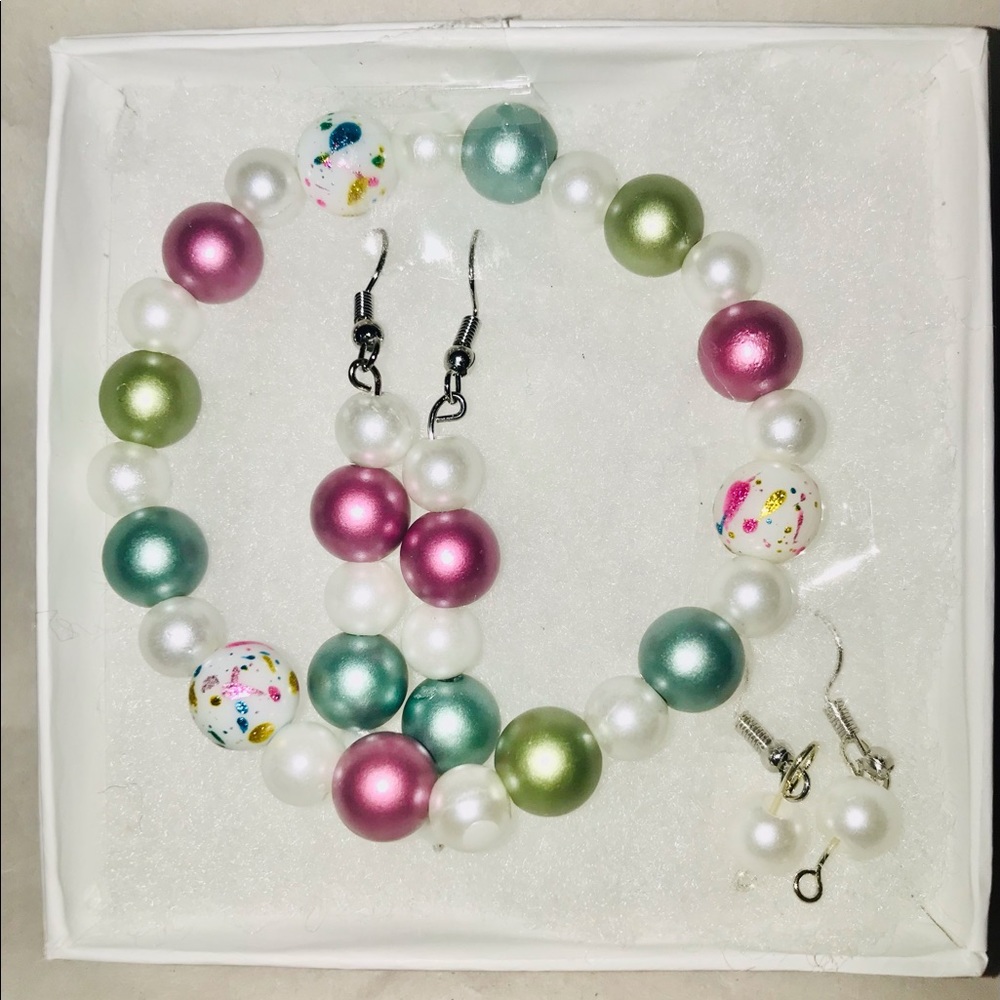 PINK, BLUE AND SILVER BEADED BRACELET AND EARRINGS SET